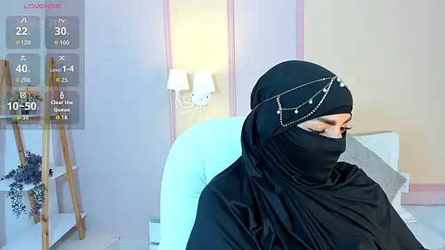  naylaa  online show from May 19, 2026, 12:26 am