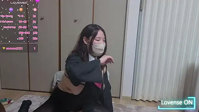 anananna1010 online show from February 11, 2026, 1:33 pm