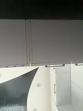 Butterfly8385 online show from February 12, 2026, 11:54 am