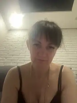 Butterfly8385 online show from March 28, 2026, 10:33 pm