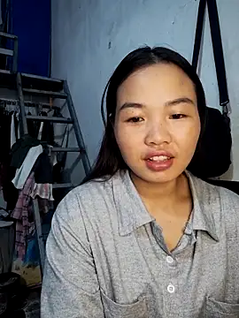 Snapshot of pusi_xinh chatting on October 19, 2025, 2:25 am pusi xinh online show from October 19, 2025, 2:25 am