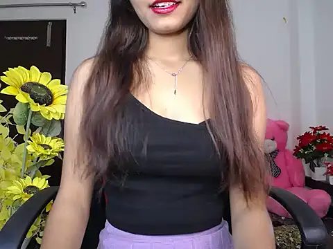 Hot Kareena online show from October 16, 2025, 5:38 am