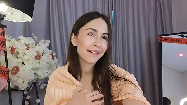 LionKierra online show from November 2, 2025, 4:39 am