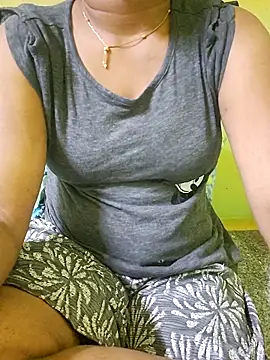 Snapshot of tamil_kanaka chatting on June 8, 2026, 3:45 pm tamil kanaka online show from June 8, 2026, 3:45 pm