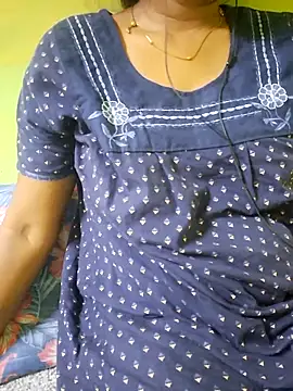 Snapshot of tamil_kanaka chatting on June 14, 2026, 2:24 am tamil kanaka online show from June 14, 2026, 2:24 am