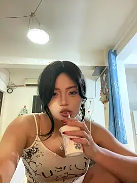 lan-xinh1 online show from October 13, 2025, 7:26 pm