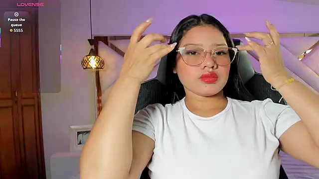 Snapshot of natachacole chatting on October 22, 2025, 11:31 am natachacole online show from October 22, 2025, 11:31 am