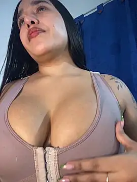 Snapshot of mis-violetha chatting on July 2, 2026, 3:23 am mis-violetha online show from July 2, 2026, 3:23 am