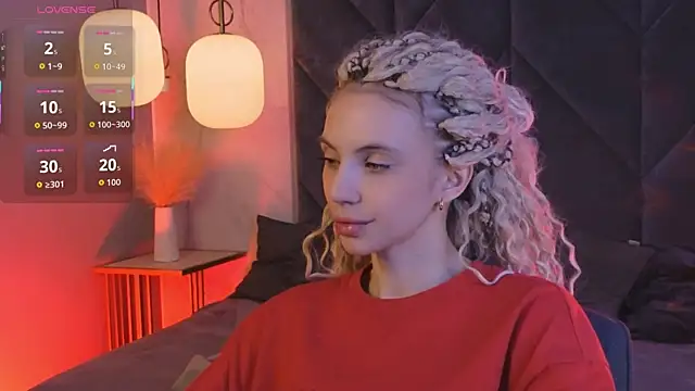 mia silkk online show from December 15, 2025, 7:25 am