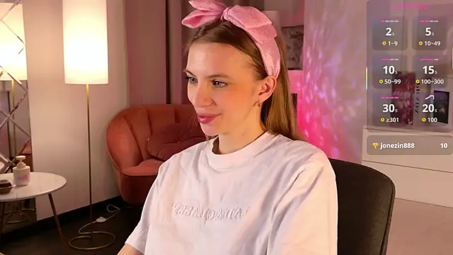 Snapshot of mia_silkk chatting on February 21, 2026, 6:37 am mia silkk online show from February 21, 2026, 6:37 am