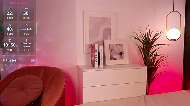 Snapshot of mia_silkk chatting on February 19, 2026, 6:10 am mia silkk online show from February 19, 2026, 6:10 am