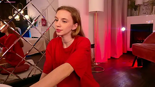 Snapshot of mia_silkk chatting on February 18, 2026, 6:33 am mia silkk online show from February 18, 2026, 6:33 am