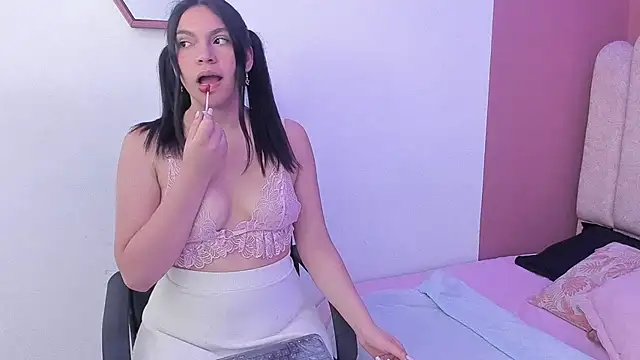 Snapshot of Ariana__clauss chatting on November 25, 2025, 7:47 pm Ariana clauss online show from November 25, 2025, 7:47 pm