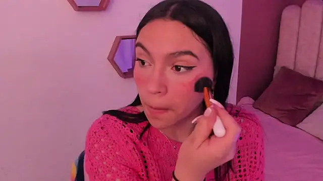 Snapshot of Ariana__clauss chatting on December 1, 2025, 9:04 pm Ariana clauss online show from December 1, 2025, 9:04 pm