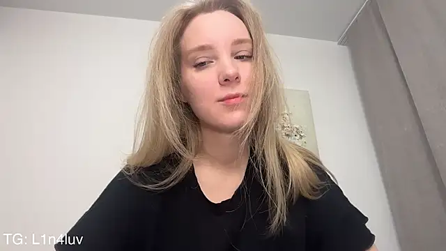 AIicaparkerc online show from February 19, 2026, 4:20 am