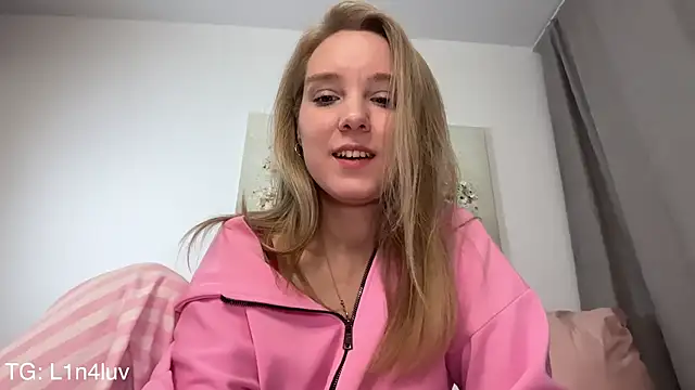 AIicaparkerc online show from April 1, 2026, 6:16 pm