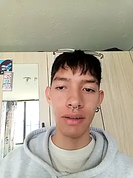 heyy noah11 online show from October 19, 2025, 8:33 pm