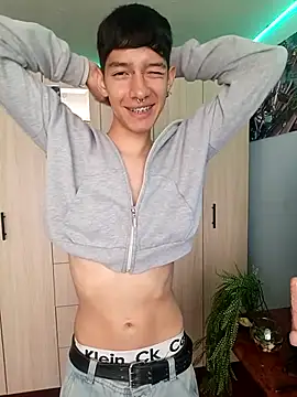 heyy noah11 online show from November 6, 2025, 6:45 pm