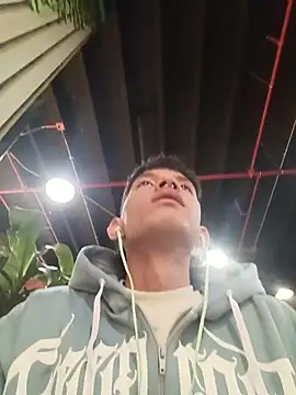 heyy noah11 online show from November 16, 2025, 7:51 pm