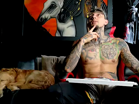 Molotov Explosive online show from November 5, 2025, 8:23 pm