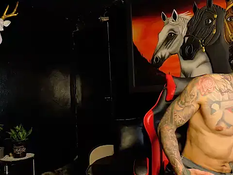 Molotov Explosive online show from November 19, 2025, 8:09 pm