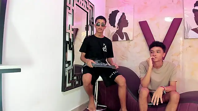 EMPIRE BOYS1 online show from December 22, 2025, 7:25 pm