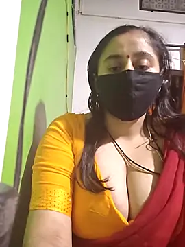 Snapshot of Lovely_Shanayaa chatting on November 2, 2025, 6:57 pm Lovely Shanayaa online show from November 2, 2025, 6:57 pm