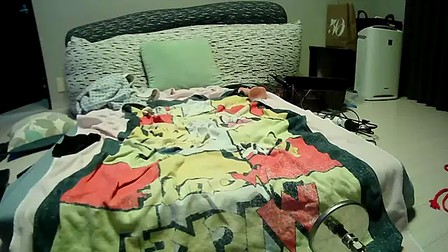 inranranko1919 online show from October 31, 2025, 7:21 pm