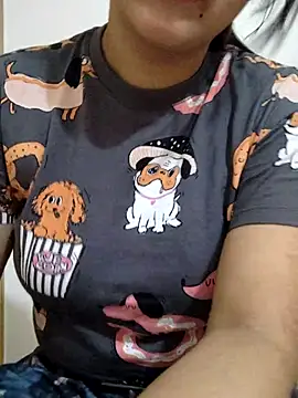 Tanha18 online show from November 2, 2025, 7:35 am