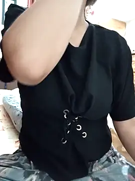 Tanha18 online show from March 26, 2026, 3:43 pm