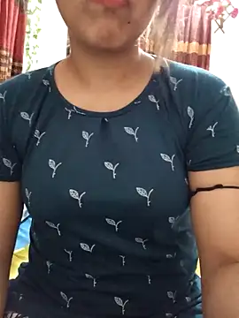 Tanha18 online show from April 16, 2026, 5:25 pm