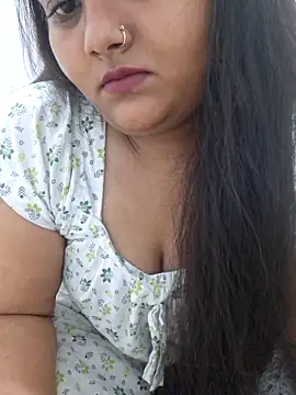 Snapshot of Saffroncutie chatting on October 15, 2025, 2:03 pm Saffroncutie online show from October 15, 2025, 2:03 pm
