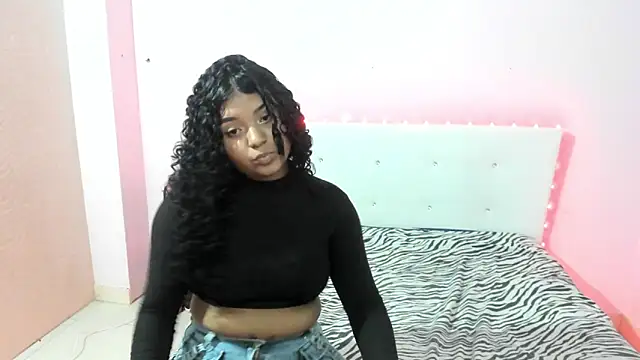 AlissonCurly  online show from October 20, 2025, 4:14 am