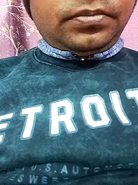 Pinky 1369 online show from January 14, 2026, 3:26 pm