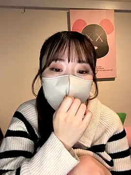 yura ra ra online show from December 15, 2025, 3:23 am