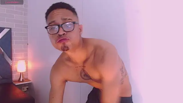 Jayden Morris online show from April 5, 2026, 3:13 am