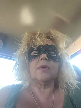 Monellaxx online show from May 30, 2026, 12:22 pm