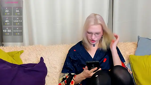 Snapshot of asagiri_lika chatting on October 22, 2025, 2:49 pm asagiri lika online show from October 22, 2025, 2:49 pm