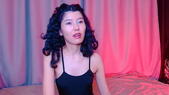 Snapshot of sunarinsun chatting on November 14, 2025, 10:35 pm sunarinsun online show from November 14, 2025, 10:35 pm