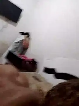 Camilanifeta online show from December 20, 2025, 1:03 pm