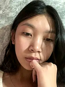 linh-lan1 online show from October 12, 2025, 7:21 am