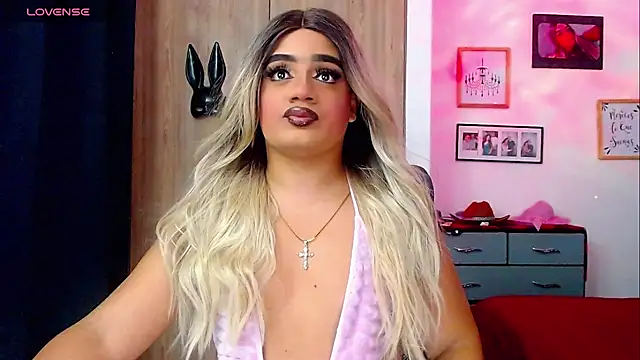 Snapshot of Sofiabigcock22 chatting on December 18, 2025, 4:50 am Sofiabigcock22 online show from December 18, 2025, 4:50 am