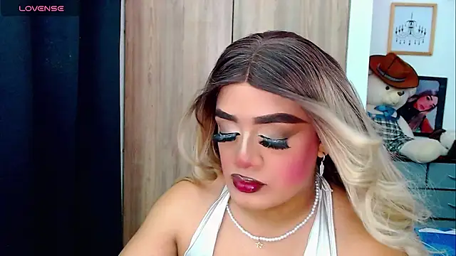 Snapshot of Sofiabigcock22 chatting on January 14, 2026, 6:00 pm Sofiabigcock22 online show from January 14, 2026, 6:00 pm