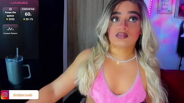 Snapshot of Sofiabigcock22 chatting on February 25, 2026, 9:31 am Sofiabigcock22 online show from February 25, 2026, 9:31 am