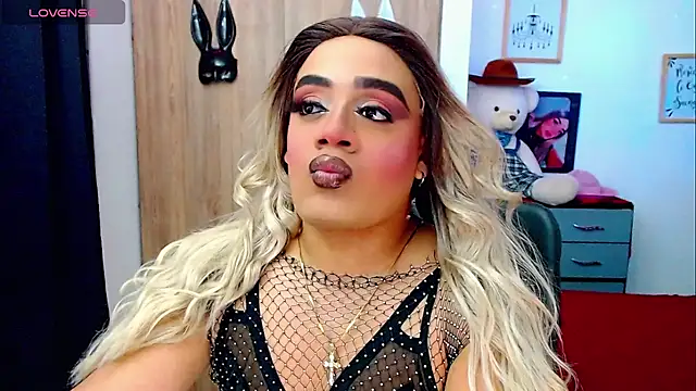 Snapshot of Sofiabigcock22 chatting on December 20, 2025, 5:10 am Sofiabigcock22 online show from December 20, 2025, 5:10 am