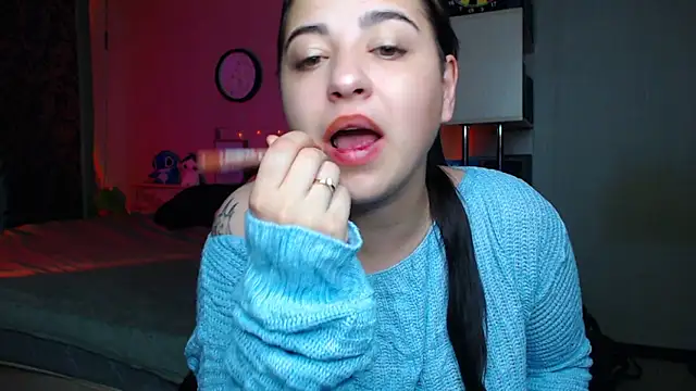 OliviaHeart online show from October 14, 2025, 3:07 am