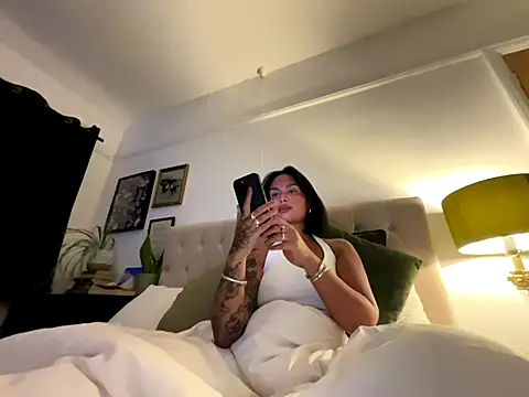 Snapshot of sexygoddessjessy chatting on October 17, 2025, 9:16 pm sexygoddessjessy online show from October 17, 2025, 9:16 pm