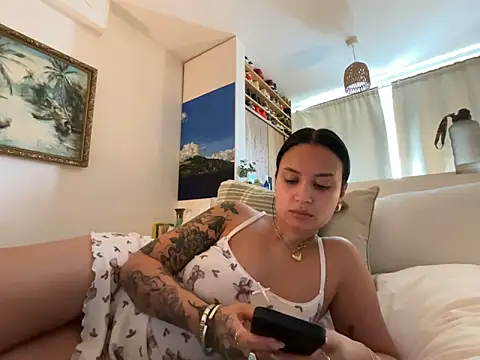 Snapshot of sexygoddessjessy chatting on April 2, 2026, 11:17 am sexygoddessjessy online show from April 2, 2026, 11:17 am
