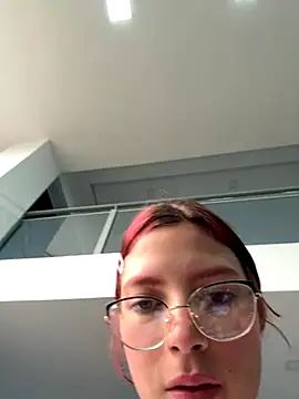 l0lita sweet online show from November 8, 2025, 9:18 pm