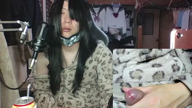 Snapshot of harinyanxxx chatting on January 9, 2026, 8:49 pm harinyanxxx online show from January 9, 2026, 8:49 pm